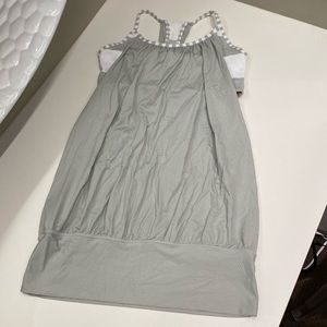 Lululemon - tank top sports bra